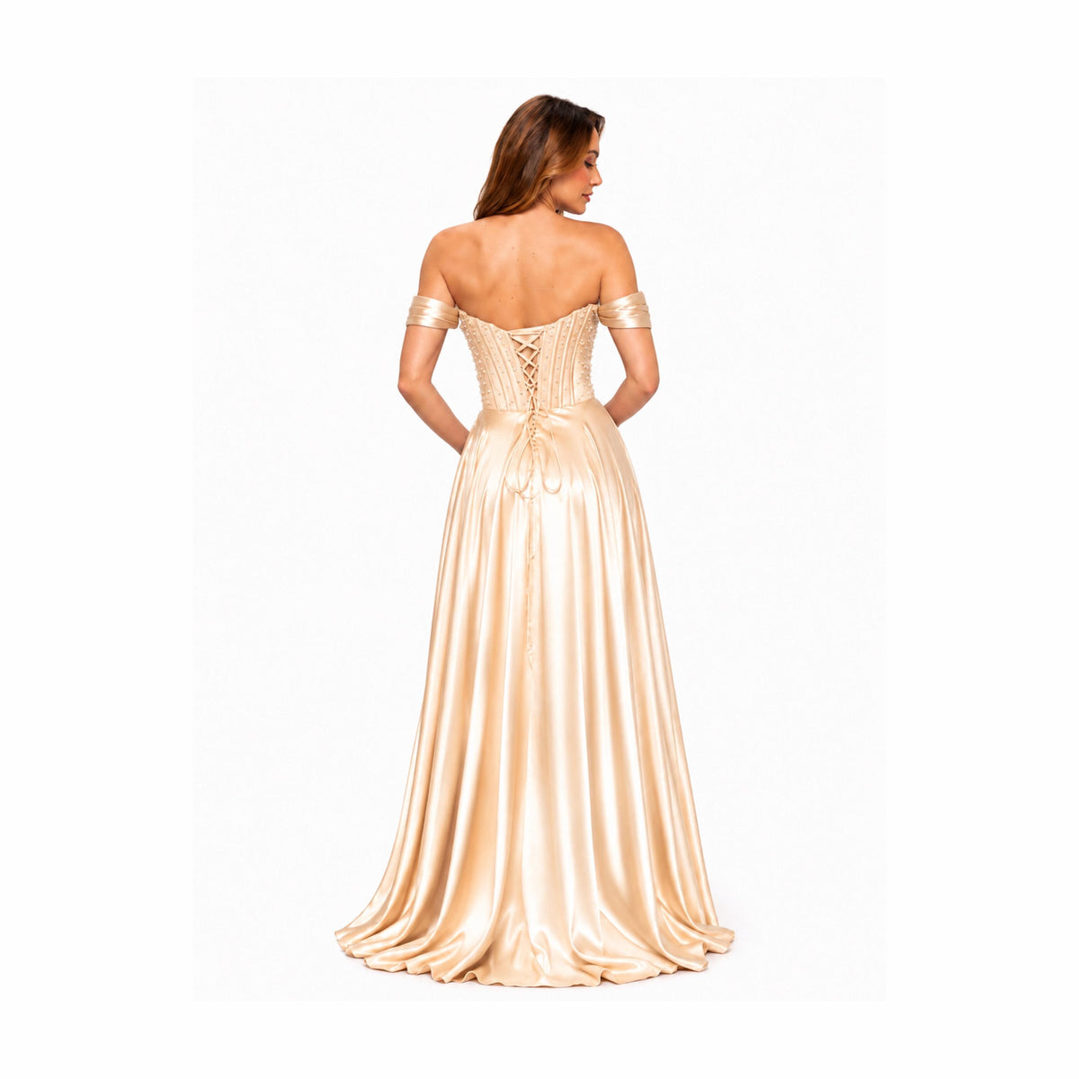 EVA 5315 Elegant Emerald Green Off-the-Shoulder Evening Gown with Corseted Bust and Flowing Skirt for Formal Events